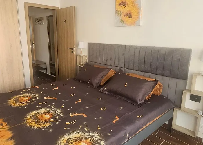 Transilvaniya Apartment *