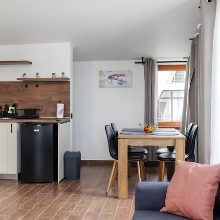 Transilvaniya Apartmán *